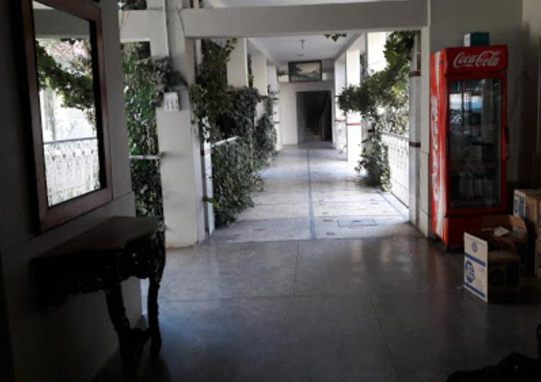 Palm Valley Hotel Sukkur 外观 照片