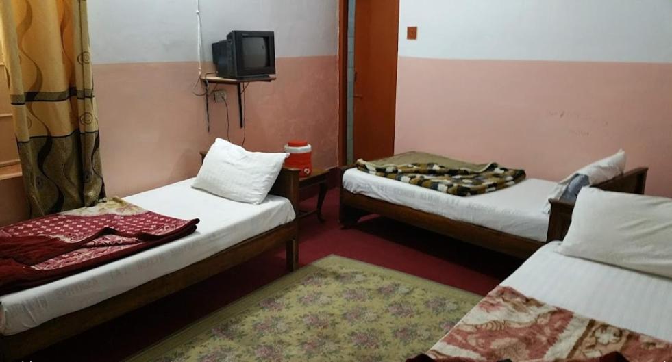 Palm Valley Hotel Sukkur 外观 照片