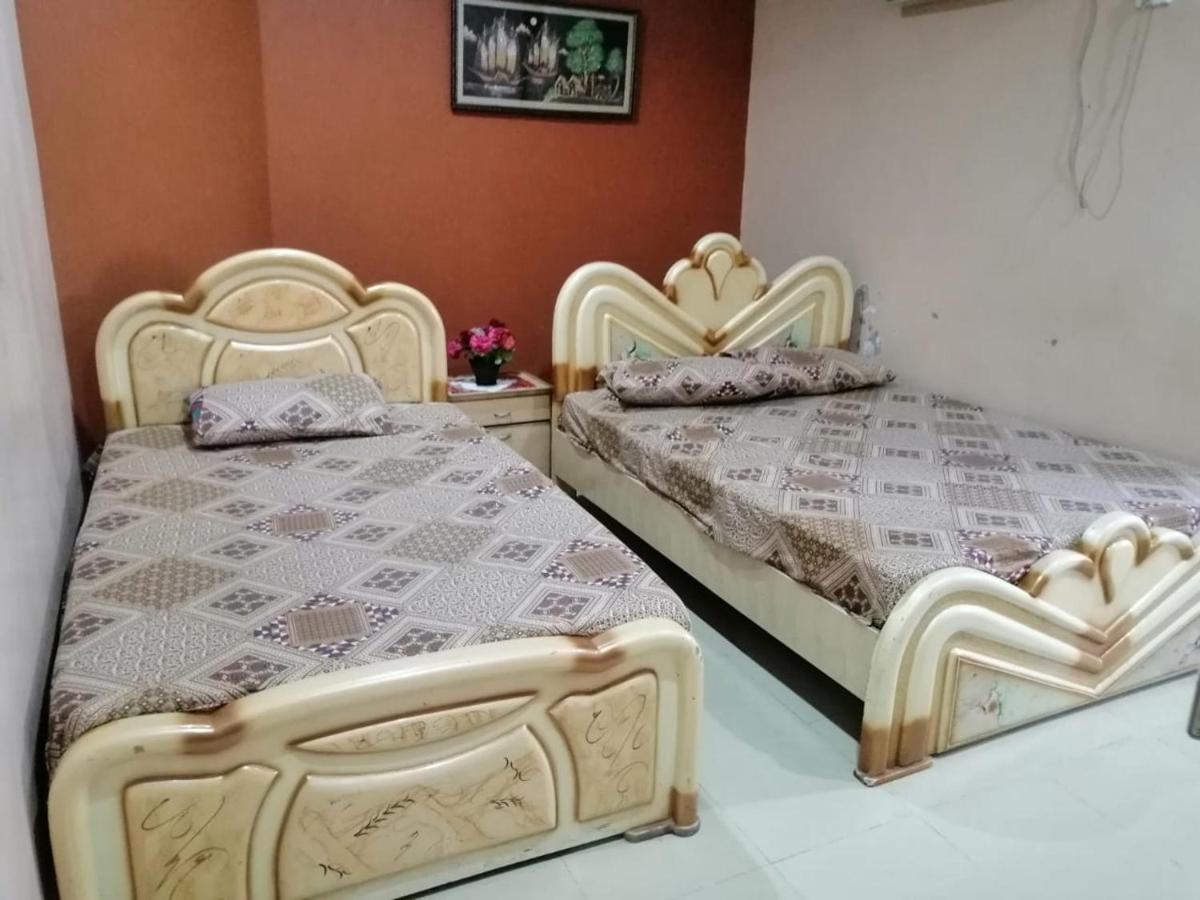 Palm Valley Hotel Sukkur 外观 照片